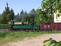 Stadtdurchfahrt der historischen Lok IV K in Radebeul
